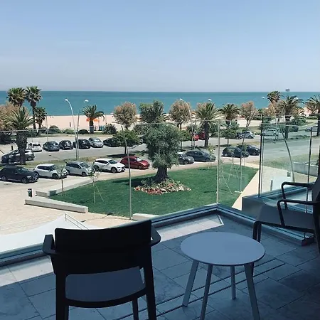 アパートホテル Piccola Maesta' Boutique チヴィタノーヴァ・マルケ