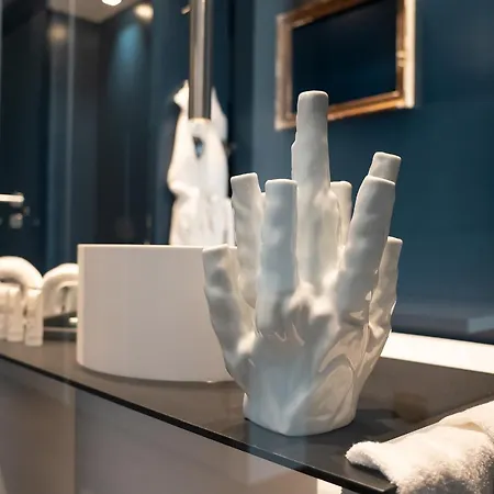 Piccola Maesta' Boutique アパートホテル 4*