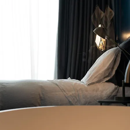 アパートホテル Piccola Maesta' Boutique チヴィタノーヴァ・マルケ