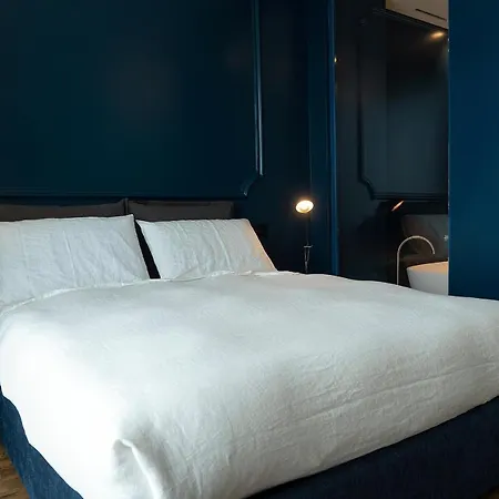 Piccola Maesta' Boutique チヴィタノーヴァ・マルケ