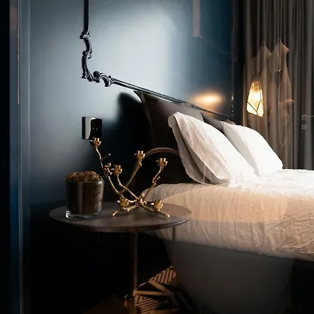 アパートホテル Piccola Maesta' Boutique 4*