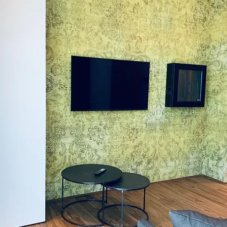 Piccola Maesta' Boutique アパートホテル