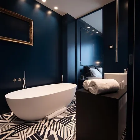 アパートホテル Piccola Maesta' Boutique 4*